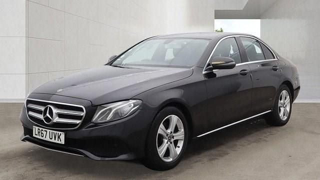Used Mercedes E200 SE 150 HP (110 kW) 2017 Black Sedan