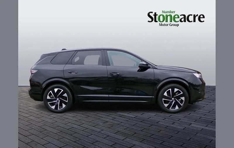 New Vauxhall Grandland 156 kW (213 HP) 2025 Black SUV