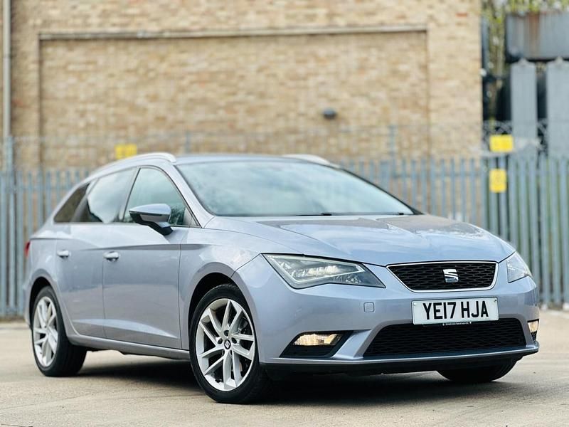 Used Seat Leon SE Dynamic 2017 Silver Estate