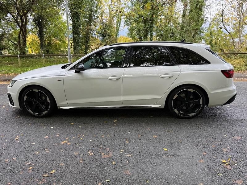 Used Audi A4 Black Edition 190 HP (139 kW) 2020 White Estate
