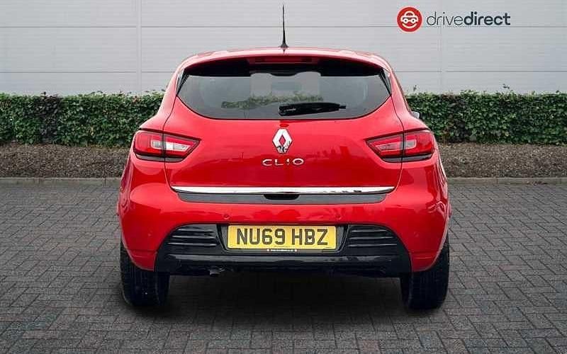 Used Renault Clio IV Iconic 90 HP (66 kW) 2019 Red Hatchback