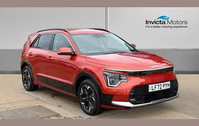 Orange Used 2023 Kia e-Niro SUV | £20,200 (Fair price) - Image 1/4