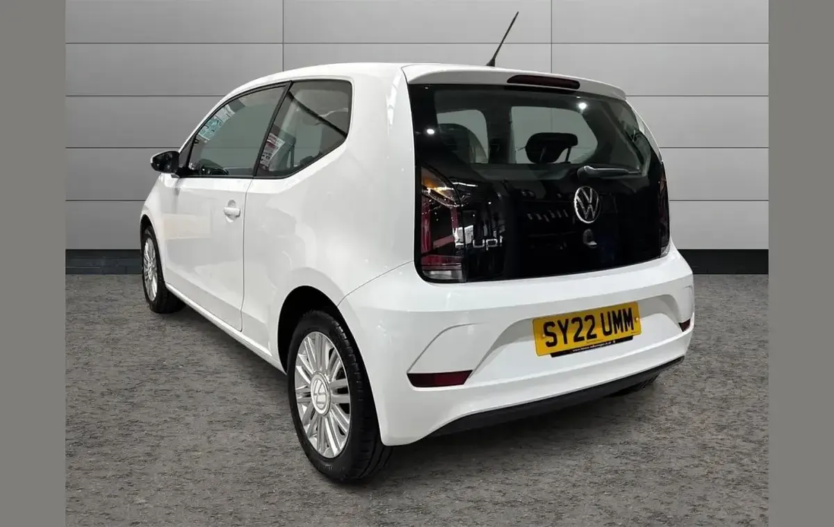 Used VW up! 65 HP (47 kW) 2022 White Hatchback