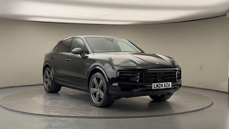 Black Used 2024 Porsche Cayenne SUV | £80,000 (Expensive) - Image 1/4