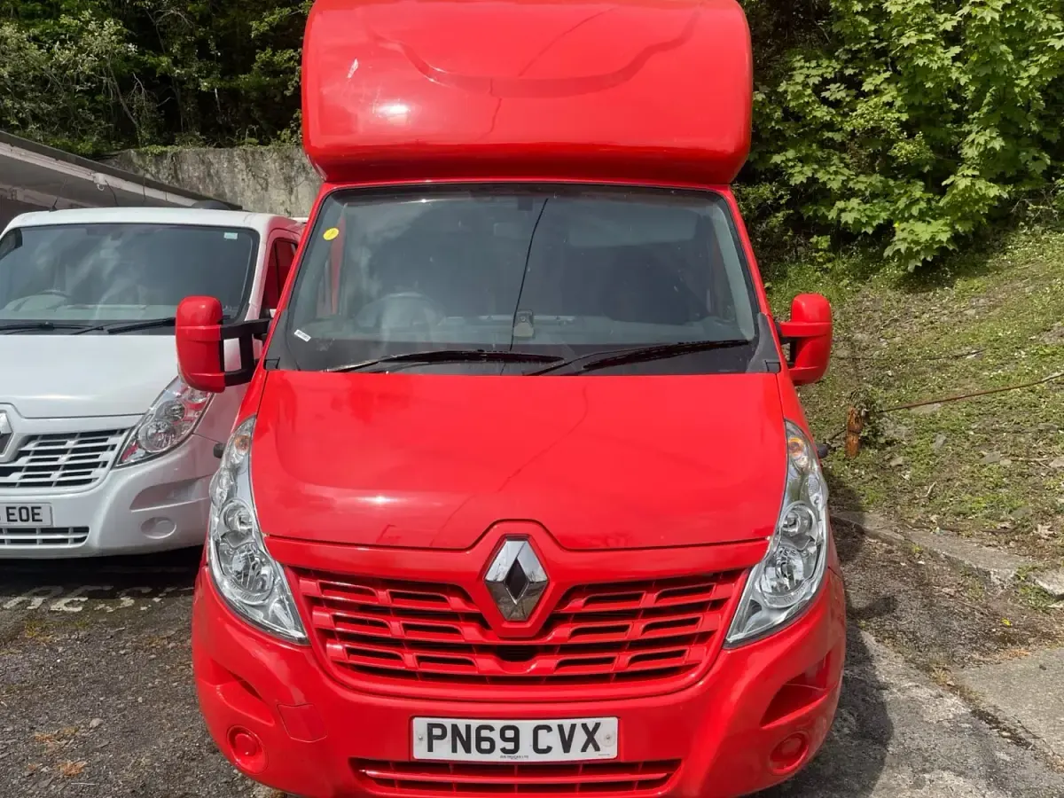 Usado Renault Master Komfort 2019 Vermelho