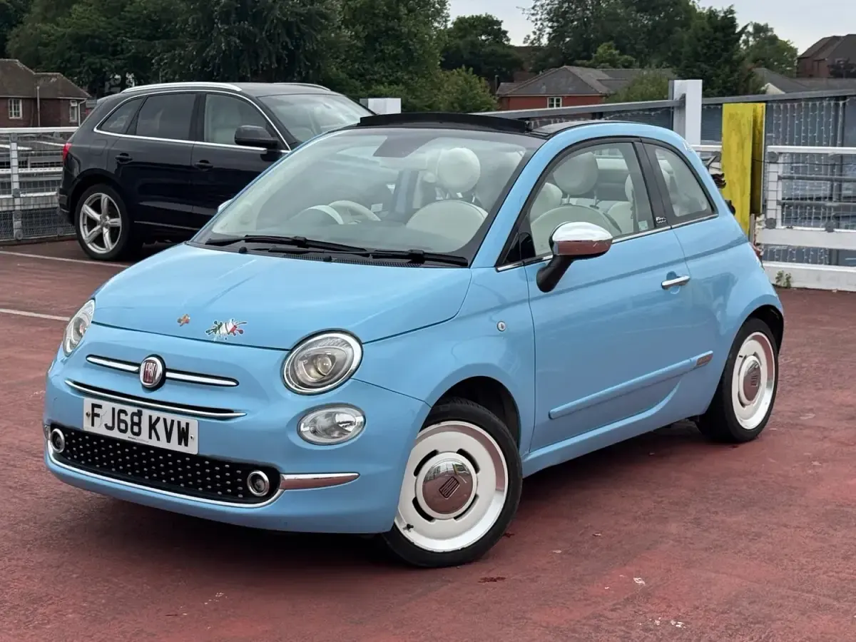 Used Fiat 500 69 HP (50 kW) 2018 Blue Cabriolet