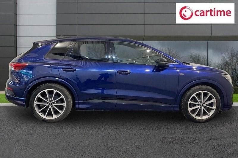 Second-hand Audi Q4 e-tron Advanced 150 kW (204 CP) 2022 Albastru SUV