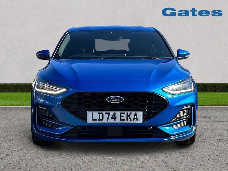 Used Ford Focus ST-Line 125 HP (91 kW) 2024 Blue Hatchback