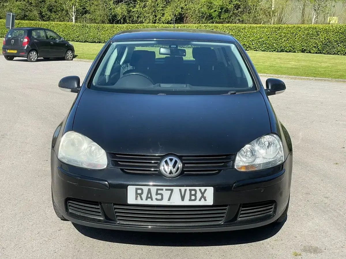 Used VW Golf V Match 105 HP (77 kW) 2007 Black Hatchback