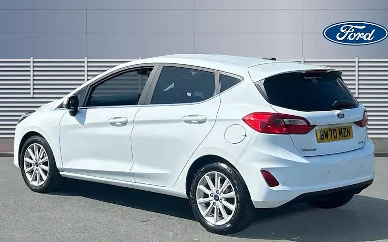 Used Ford Fiesta Titanium 125 HP (91 kW) 2021 White Hatchback
