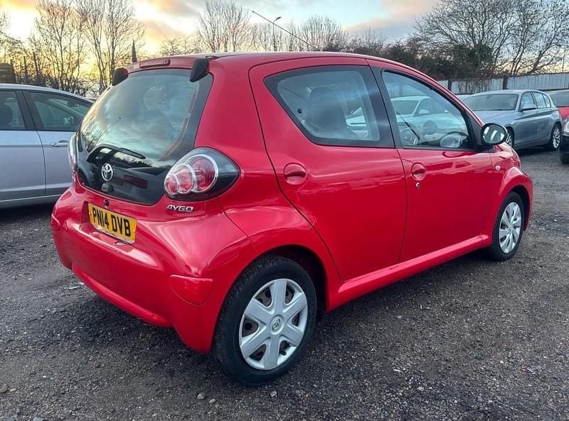 Used Toyota Aygo 2014 Red Hatchback