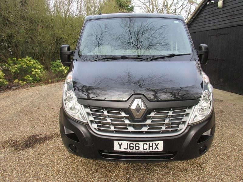 Begagnad Renault Master Business 125 HK (91 kW) 2016 Svart Van