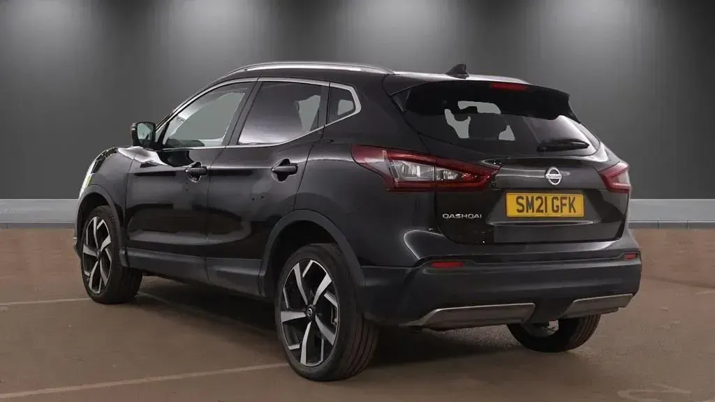 Used Nissan Qashqai N-Motion 2021 Black SUV