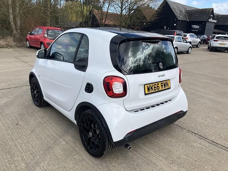 Used Smart ForTwo Coupé 2016 White Coupe