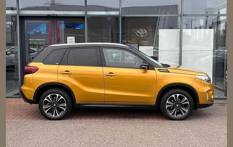 Used Suzuki Vitara SZ5 129 HP (94 kW) 2022 Yellow SUV