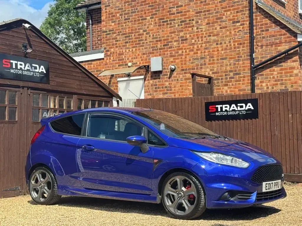 Used Ford Fiesta ST 182 HP (133 kW) 2017 Blue Hatchback
