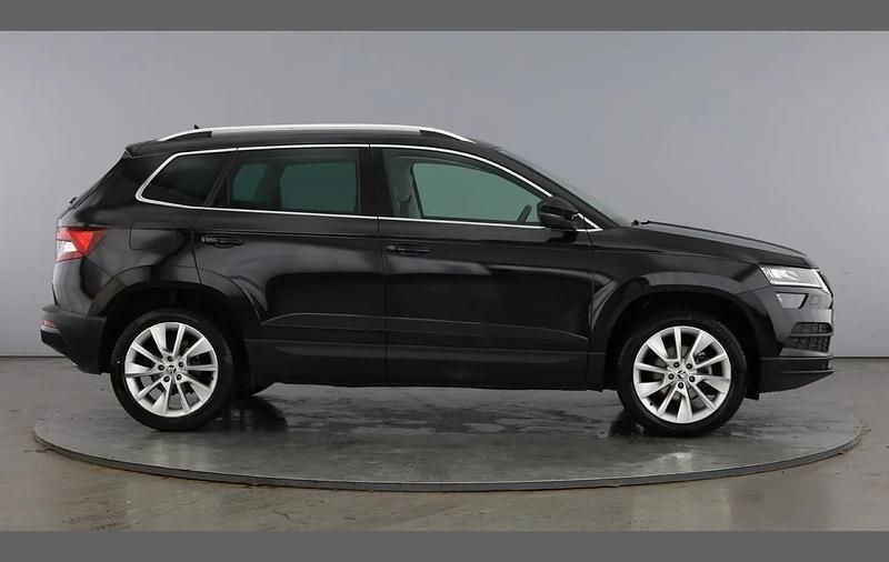 Used Skoda Karoq SE L 150 HP (110 kW) 2021 Black magic pearl effect SUV