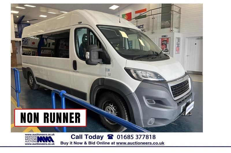 White Used 2017 Peugeot Boxer Van | £2,900 (Super price) - Image 1/4