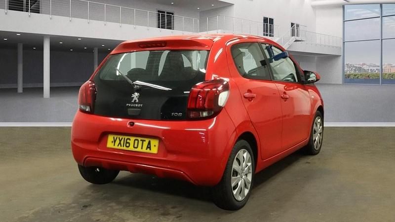 Used Peugeot 108 Active 68 HP (50 kW) 2016 Red Hatchback