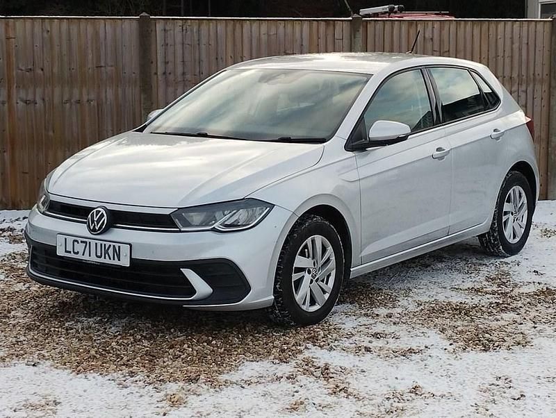 Used VW Polo Life 95 HP (69 kW) 2021 Silver Hatchback