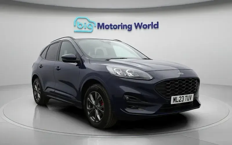 Used Ford Kuga ST-Line 225 HP (165 kW) 2023 Blue SUV