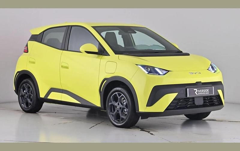 Lime green New 2025 BYD Dolphin Surf Comfort Hatchback | £18,689 - Image 1/4