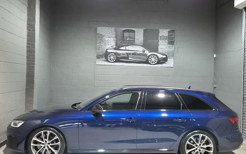 Used Audi S4 Business 347 HP (255 kW) 2020 Navarra blue Estate