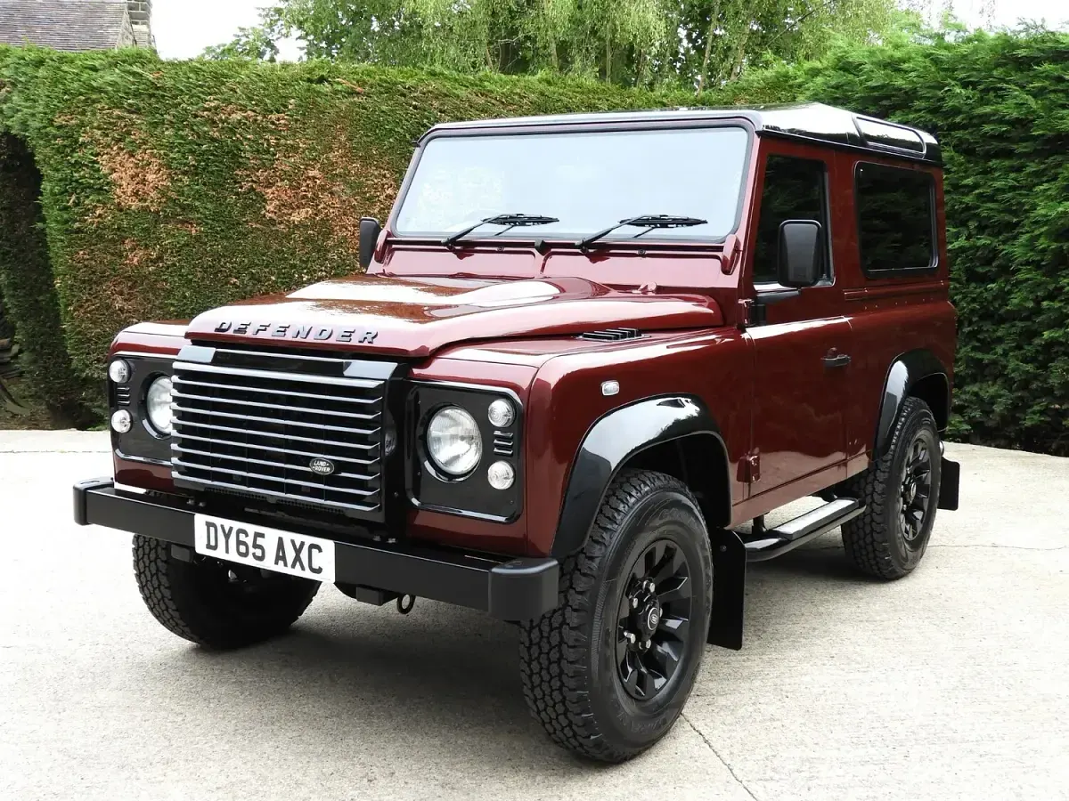 Used Land Rover Defender Landmark 2015 Red Hatchback