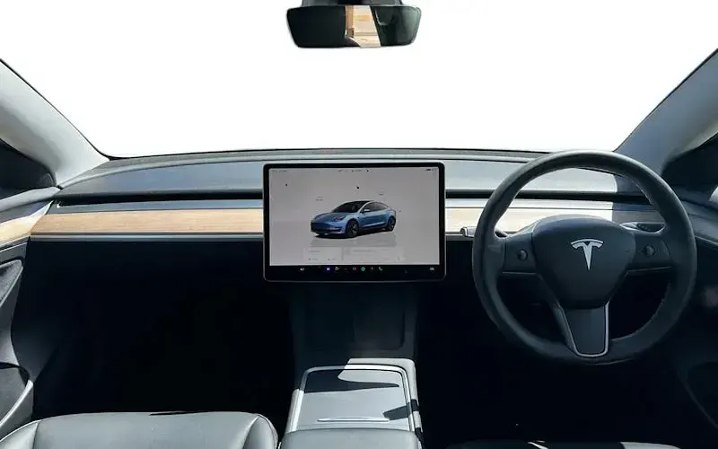 Used Tesla Model 3 Performance 334 kW (455 HP) 2022 White Sedan