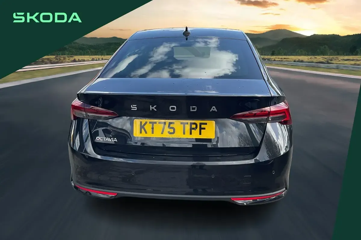 Nuevo Skoda Octavia SE L 150 CV (110 kW) 2026 Negro Utilitario