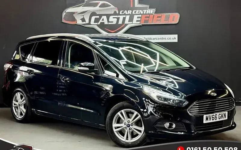 Usado Ford S-MAX Titanium 179 HP (131 kW) 2018 Monovolume