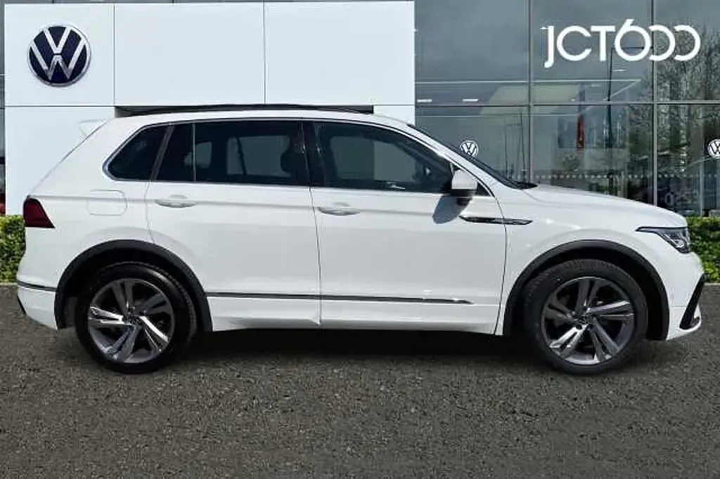 Used VW Tiguan R-line Edition 150 HP (110 kW) 2023 White SUV
