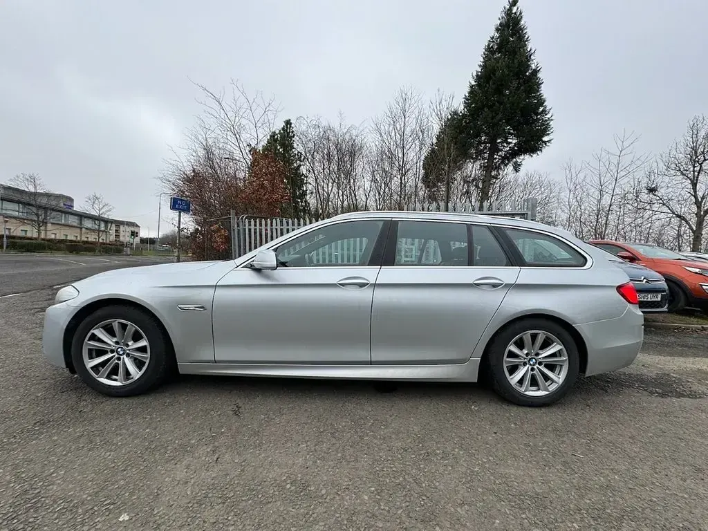 Używany BMW 520 M Sport 182 KM (133 kW) 2013 Srebrny Kombi