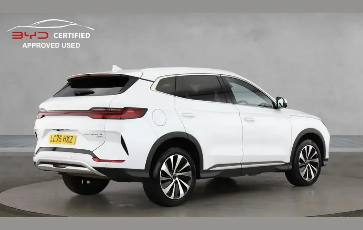 Used BYD Seal U Design 324 HP (238 kW) 2025 White SUV