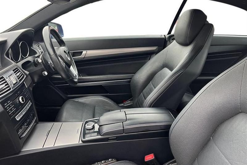 Used Mercedes E220 AMG line 177 HP (130 kW) 2017 Blue Coupe