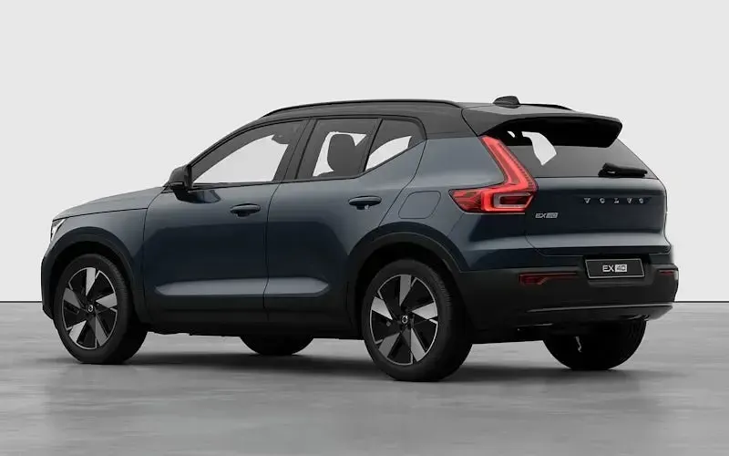 Used Volvo EX40 Plus 175 kW (238 HP) 2026 SUV