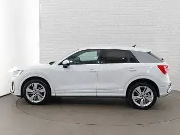 Usado Audi Q2 S-Line 150 CV (110 kW) 2021 Blanco SUV