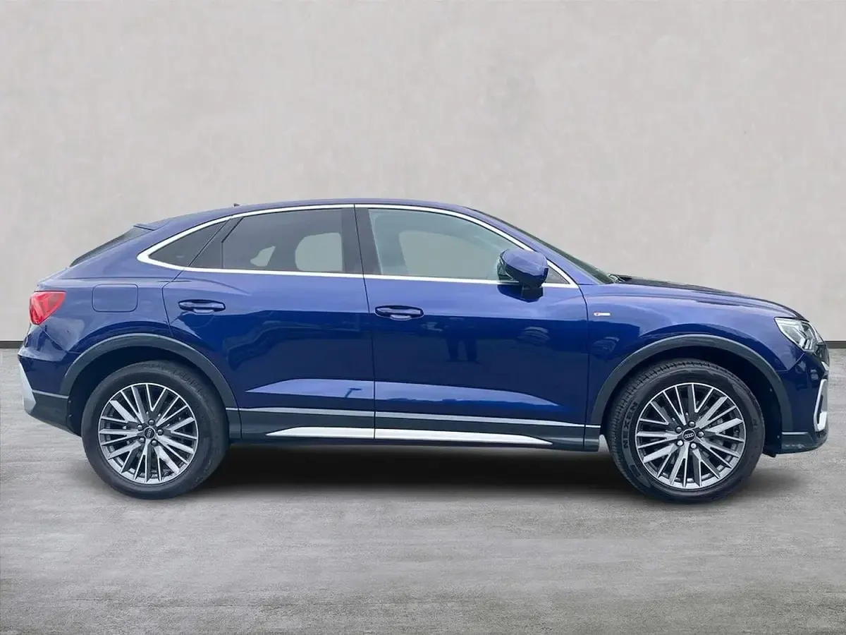 Used Audi Q3 S-Line 245 HP (180 kW) 2023 Blue SUV