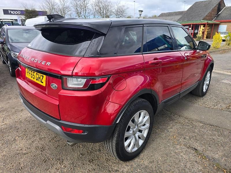 Used Land Rover Range Rover evoque SE 2015 Red Estate