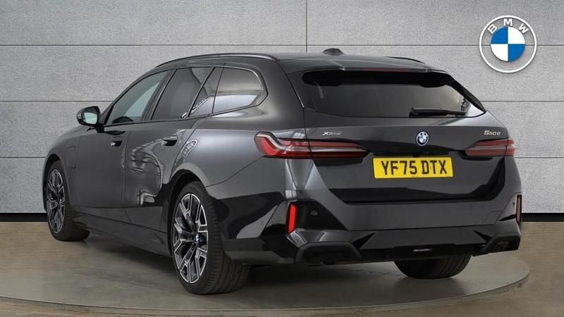 Used BMW 550e M Sport 482 HP (354 kW) 2025 Grey Estate