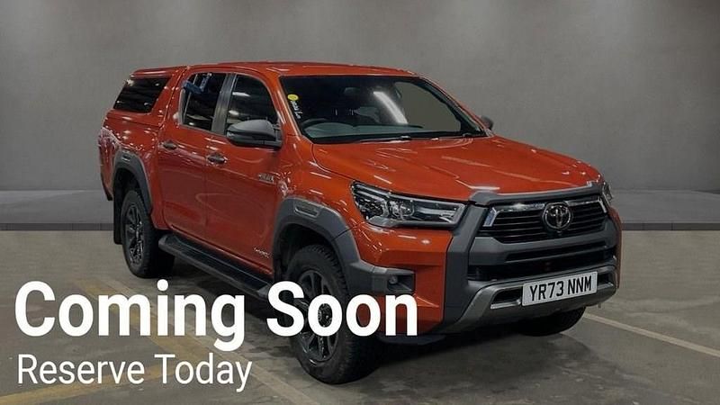 Used Toyota HiLux 204 HP (150 kW) 2023 Orange Pickup