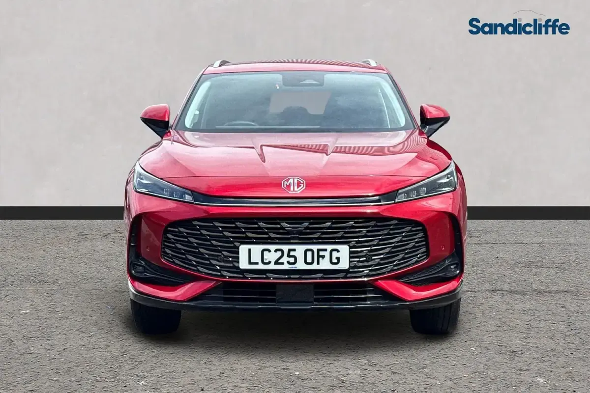 Used MG HS Trophy 169 HP (124 kW) 2024 Tri coat  dynamic red SUV
