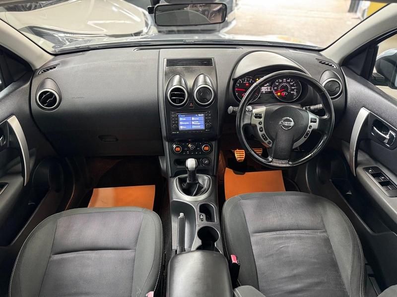 Used Nissan Qashqai N-TEC 117 HP (86 kW) 2012 Grey SUV