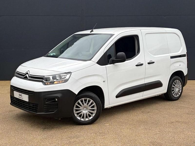 Used Citroën Berlingo 75 HP (55 kW) 2021 White MPV