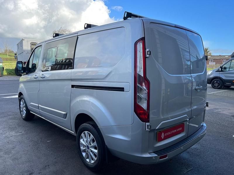 Used Ford Transit Custom Limited 130 HP (95 kW) 2020 Silver Van