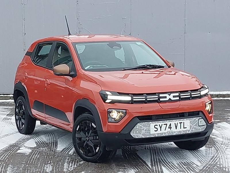 Orange Used 2024 Dacia Spring Extreme Hatchback | £10,698 (Fair price) - Image 1/4