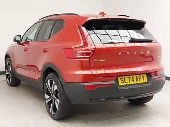 Used Volvo XC40 Ultra 197 HP (144 kW) 2024 Red SUV