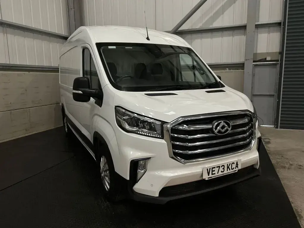 Used Maxus V90 163 HP (119 kW) 2024 White Van