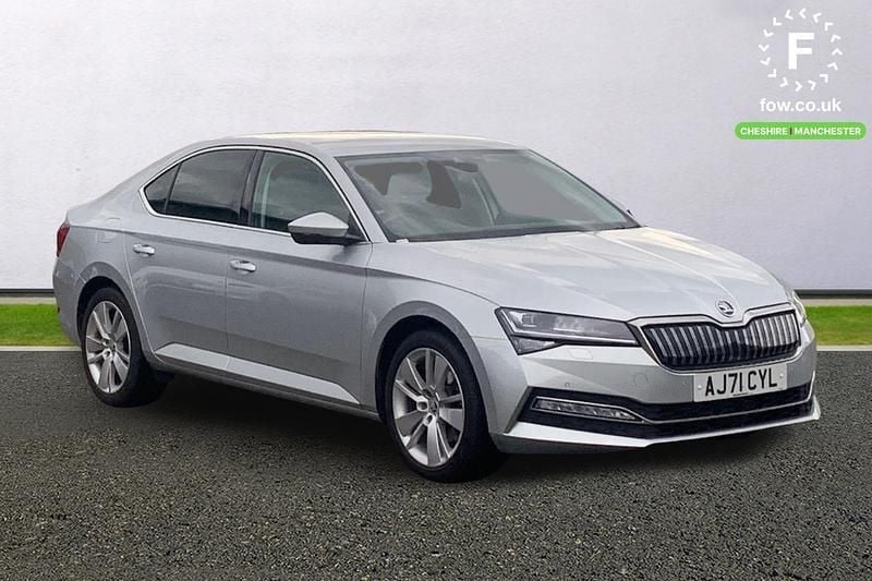 Silver Used 2021 Skoda Superb SE L Hatchback | £20,699 (Fair price) - Image 1/3
