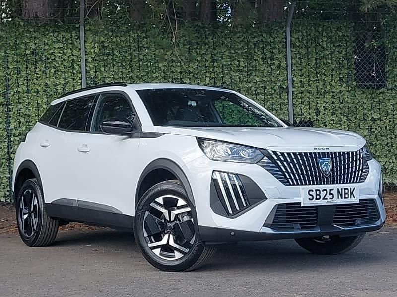 Metallic okenite white New 2025 Peugeot 2008 Allure SUV | £20,998 (Super price) - Image 1/4